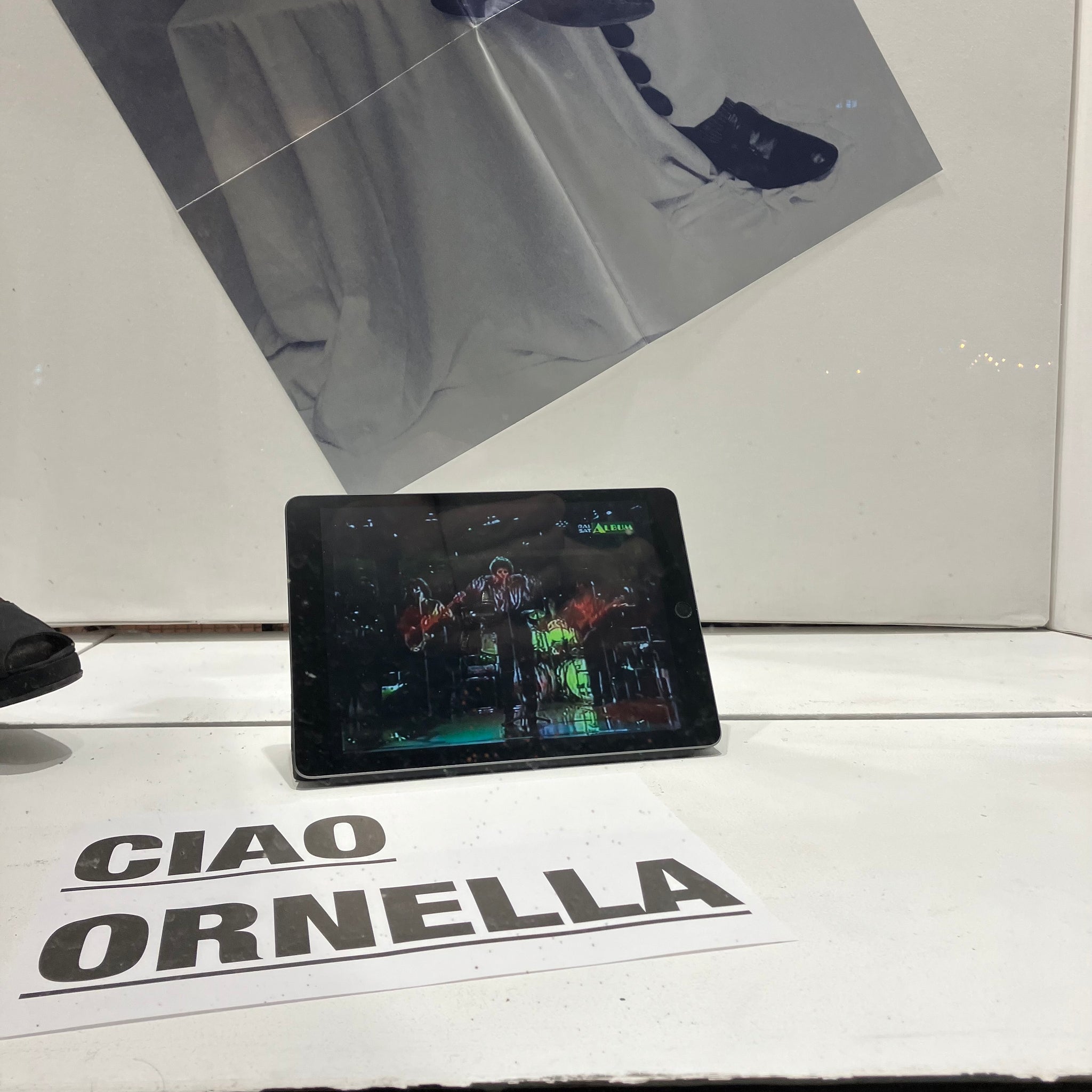 Lucio&Less is More Projects | La Vitrine