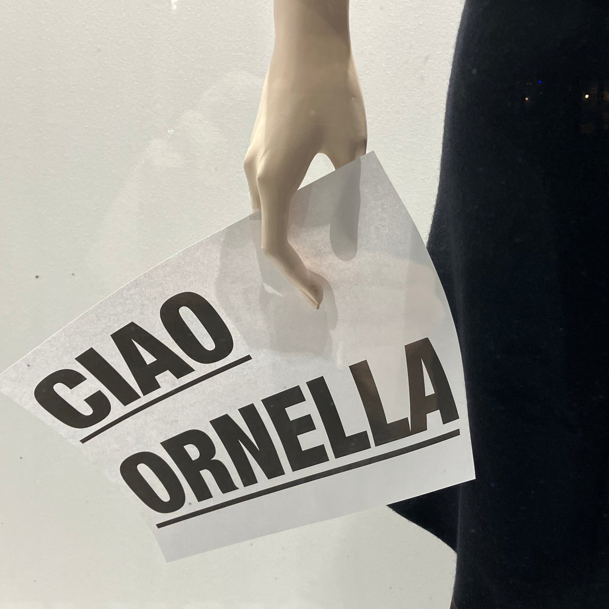 Lucio&Less is More Projects | La Vitrine