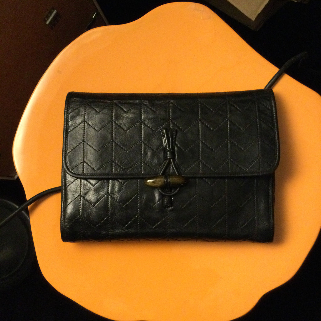 Sac pochette Yves Saint Laurent